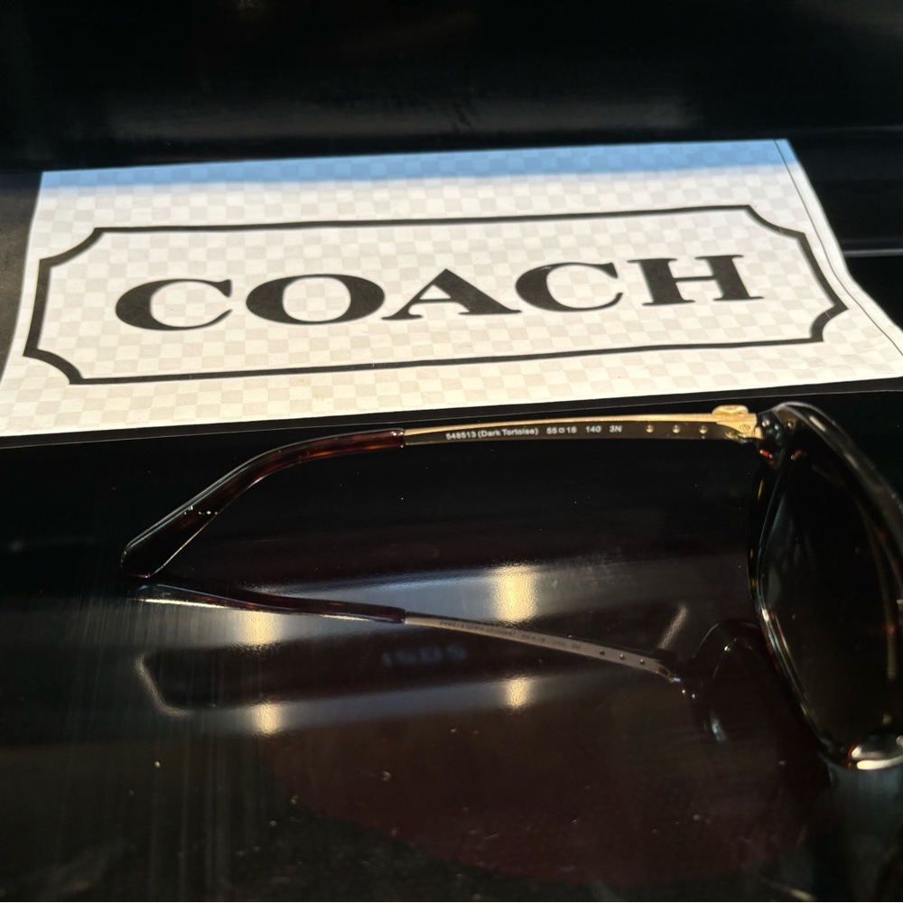 New Coach HC8229 L004 548513 Dark Tortoise Sunglasses - Picture 11 of 15